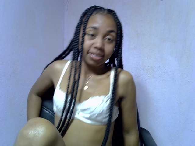 Oceane1 live cam on BongaCams