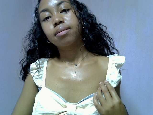 Oceane1 live cam on BongaCams