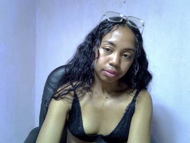 Oceane1 live cam on BongaCams