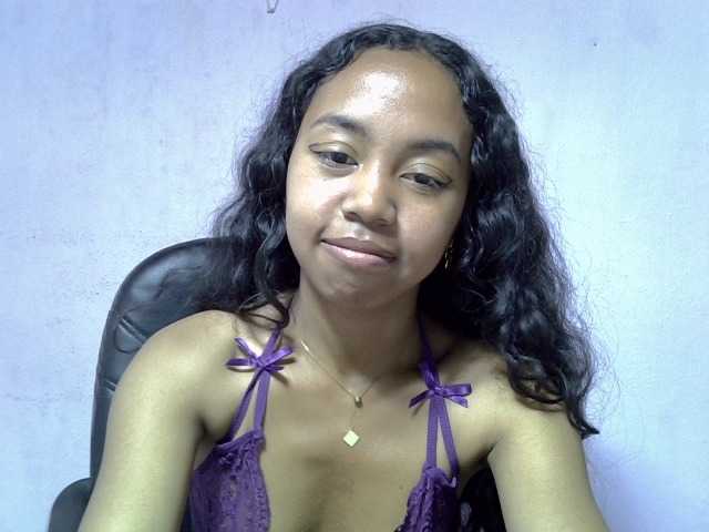 Oceane1 live cam on BongaCams