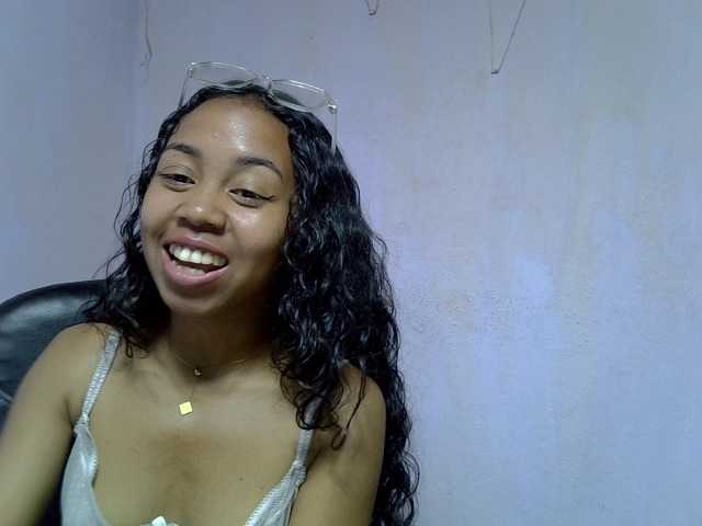 Oceane1 live cam on BongaCams