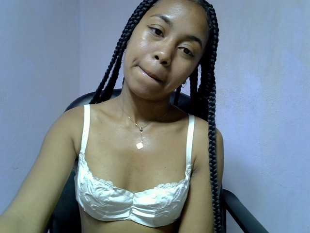 Oceane1 live cam on BongaCams