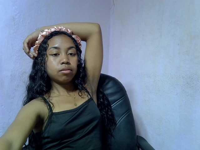 Oceane1 live cam on BongaCams