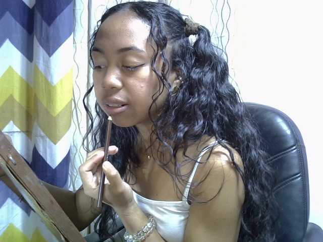 Oceane1 live cam on BongaCams