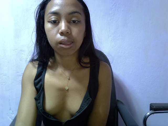 Oceane1 live cam on BongaCams