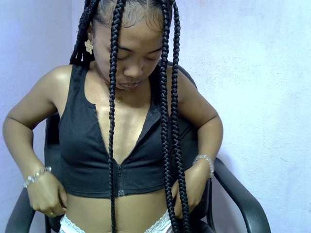 Oceane1 live cam on BongaCams