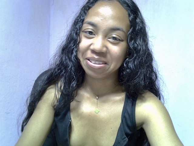 Oceane1 live cam on BongaCams
