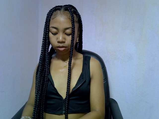 Oceane1 live cam on BongaCams