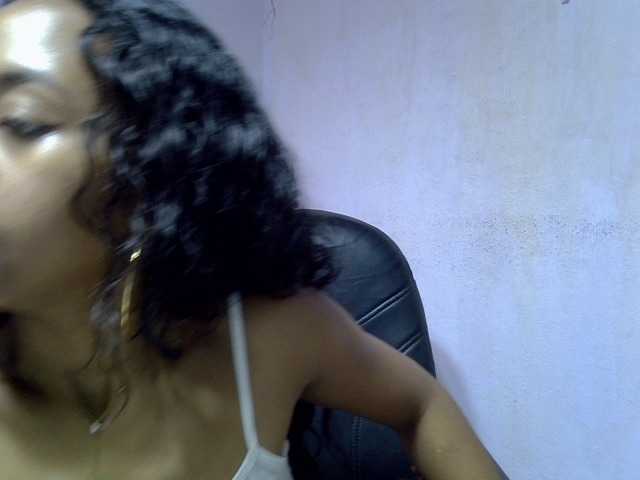 Oceane1 live cam on BongaCams