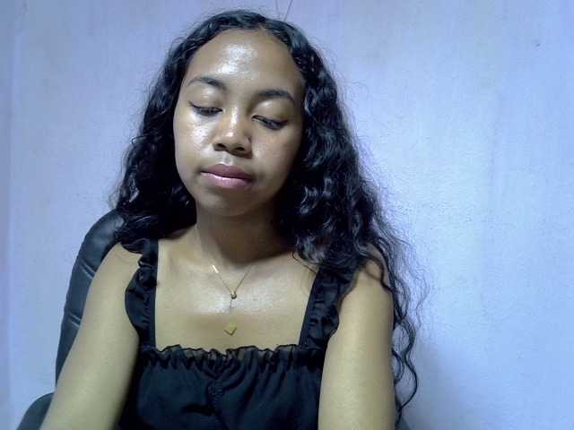 Oceane1 live cam on BongaCams