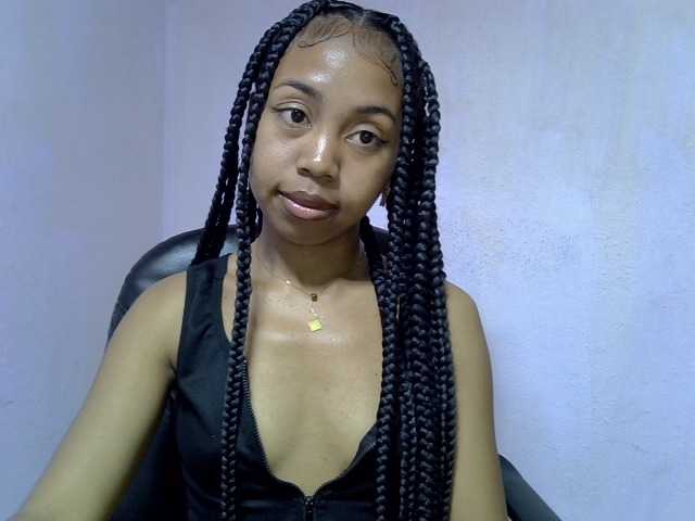 Oceane1 live cam on BongaCams