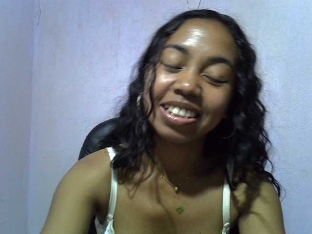 Oceane1 live cam on BongaCams