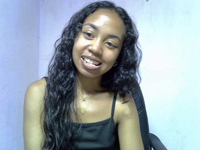 Oceane1 live cam on BongaCams