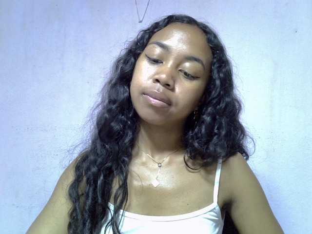 Oceane1 live cam on BongaCams