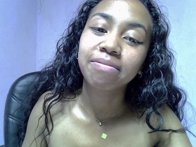Oceane1 live cam on BongaCams