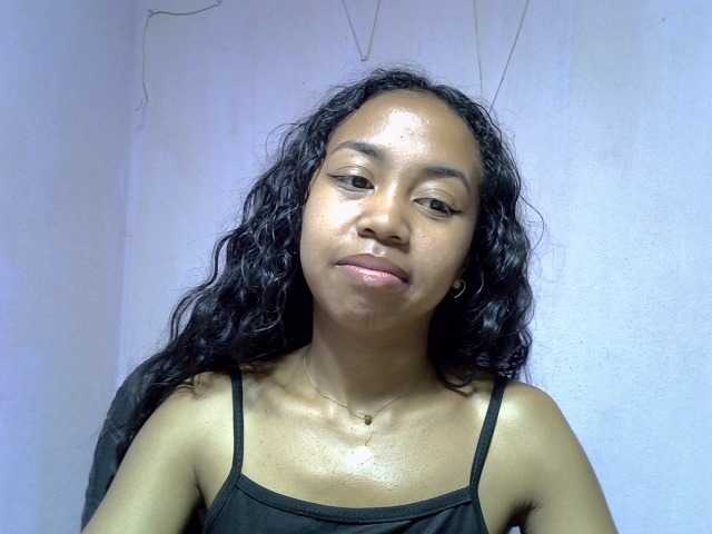 Oceane1 live cam on BongaCams