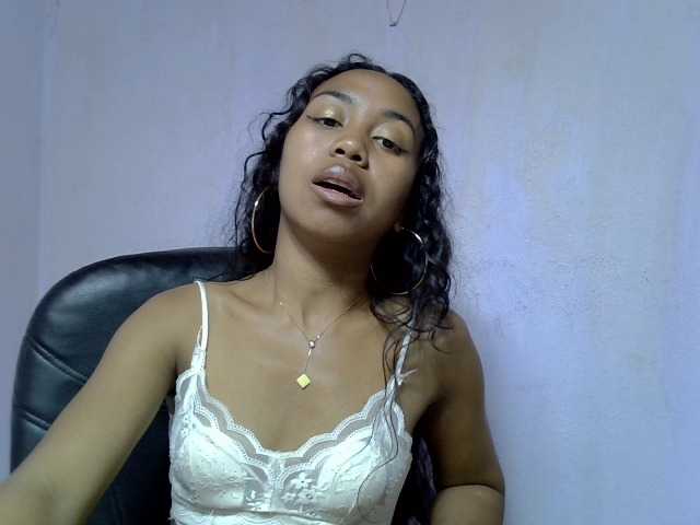 Oceane1 live cam on BongaCams
