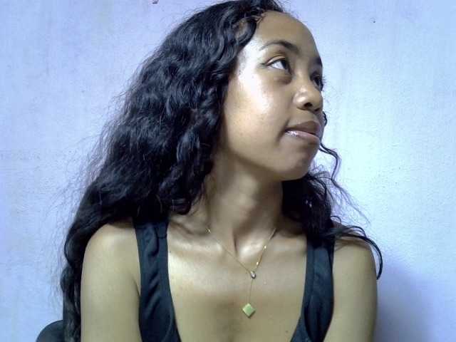 Oceane1 live cam on BongaCams