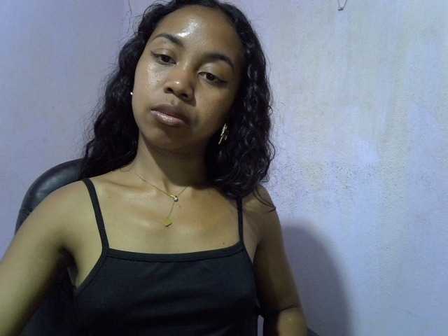Oceane1 live cam on BongaCams