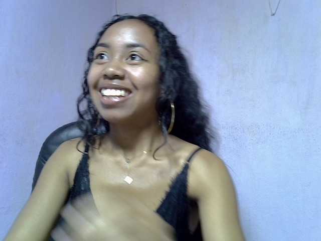 Oceane1 live cam on BongaCams