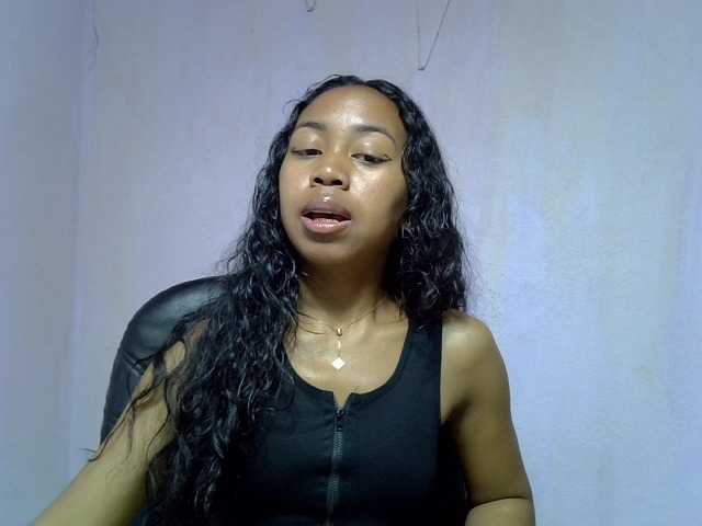 Oceane1 live cam on BongaCams