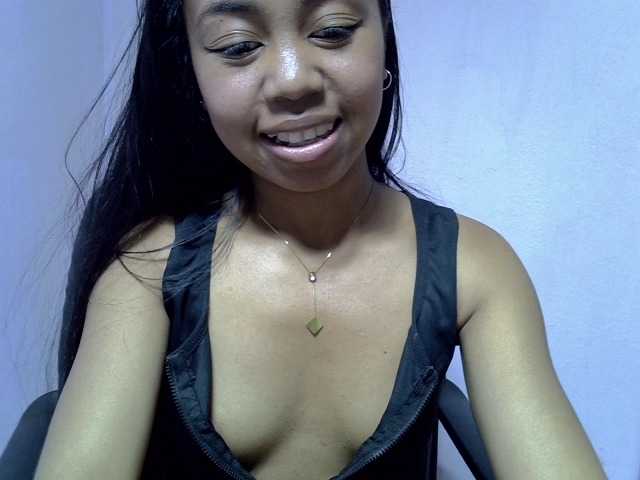 Oceane1 live cam on BongaCams