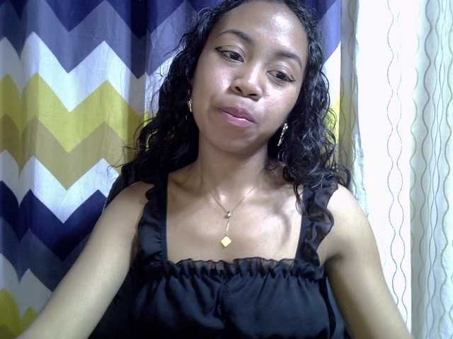 Oceane1 live cam on BongaCams