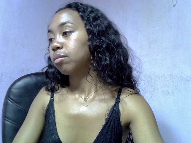 Oceane1 live cam on BongaCams