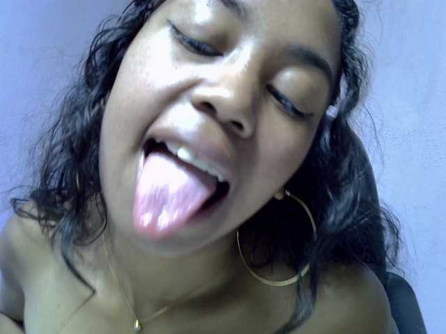 Oceane1 live cam on BongaCams