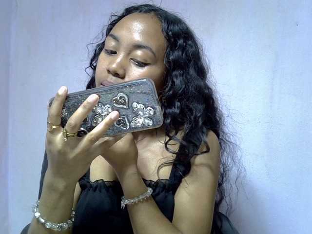 Oceane1 live cam on BongaCams