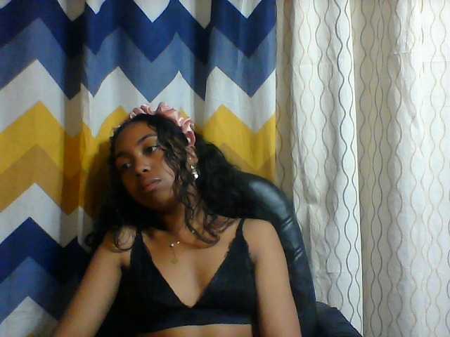 Oceane1 live cam on BongaCams