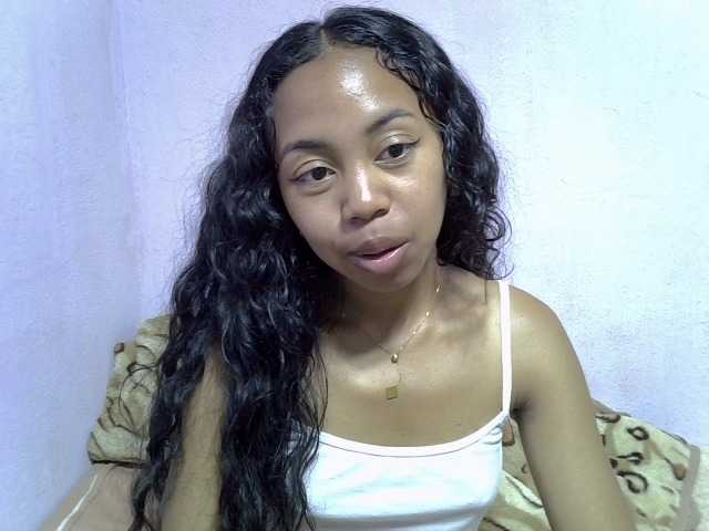 Oceane1 live cam on BongaCams