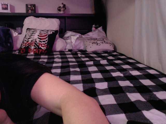 CrystalLake live cam on BongaCams