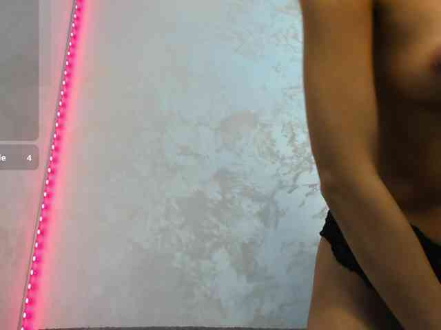 Modelo: kacey-dee