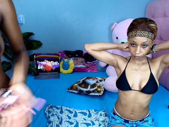 Zurii- live cam on BongaCams