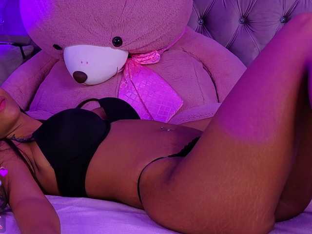 AngellicIvy live cam on BongaCams
