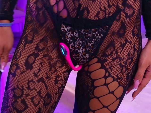 AngellicIvy live cam on BongaCams