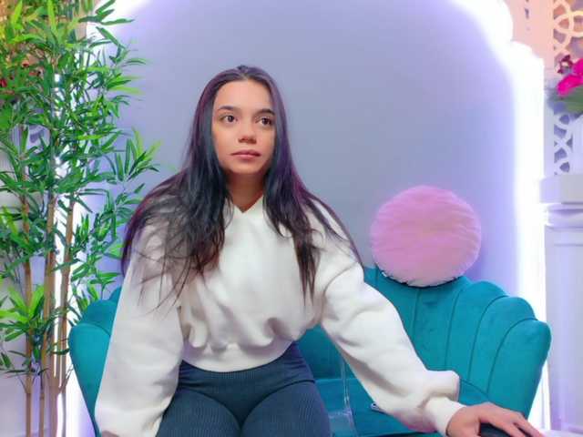 MilaKunnis