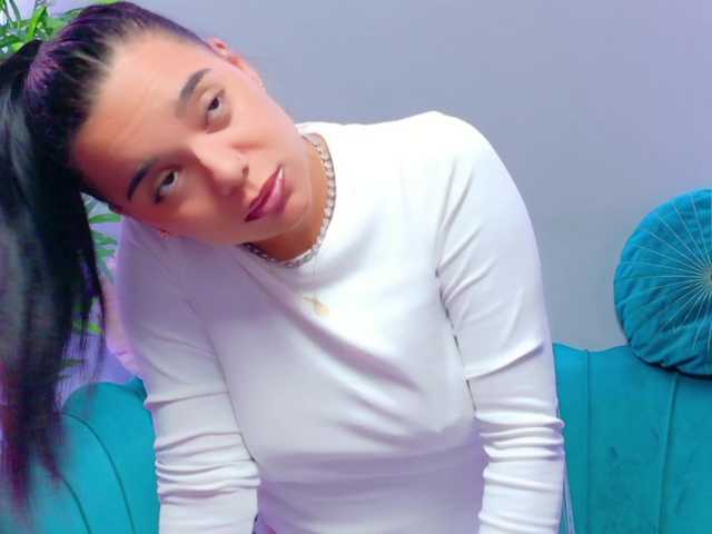 MilaKunnis live cam on BongaCams
