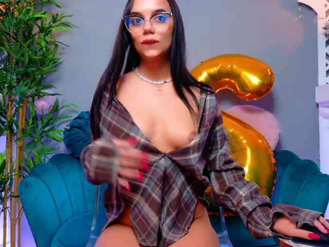 MilaKunnis