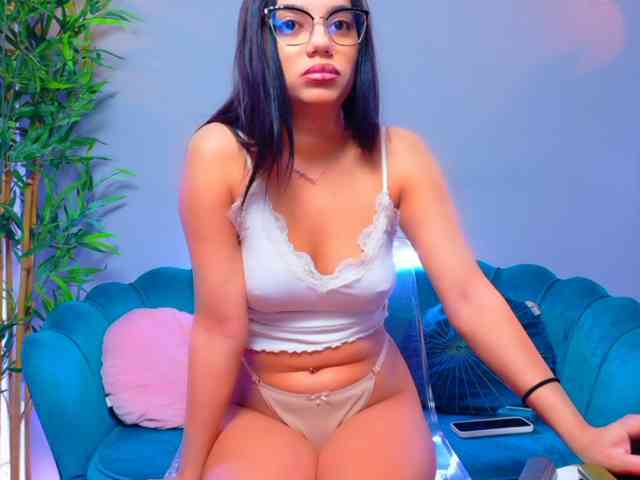 MilaKunnis