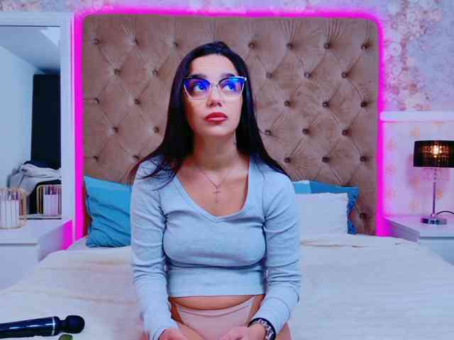 MilaKunnis