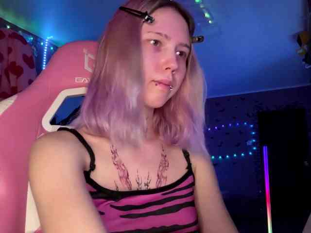 BunnyAnny webcam