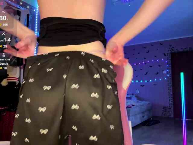 BunnyAnny webcam