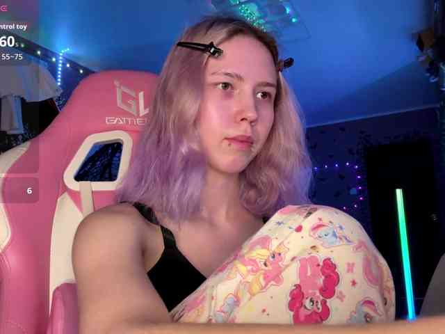 BunnyAnny webcam