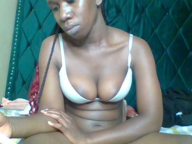 Sexydivaa live cam on BongaCams
