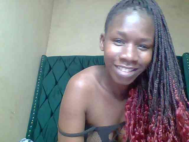 Model: Sexydivaa