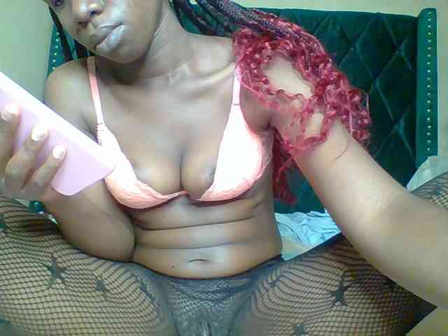 Model: Sexydivaa