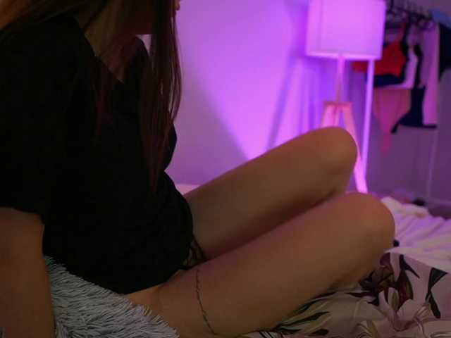 GlowingKatee live cam on BongaCams
