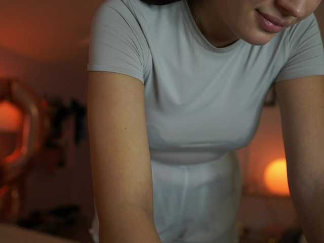 GlowingKatee